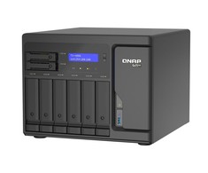 Serveris QNAP 6-Bay Desktop QuTS herojus NAS su keturiais 2.5GbE jungtys | TS-h886-D1602-8G | Intel | Xeon D-1602 | Procesoriaus dažnis 3,2 GHz | 8 GB | UDIMM DDR4 | Bendra įdiegta atminties talpa 128 GB | Juodas