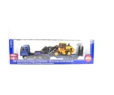 Siku MAN sunkvežimis su JCB vilkiku ir frontaliniu krautuvu