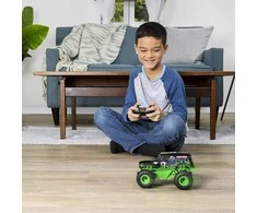 Spin Master MONSTER JAM visureigis RC 1:24 Grave Digger, 6044955