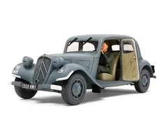 Tamiya Citroën Traction 11CV 1/35 surenkamas plastikinis modelis 35301
