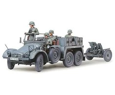 Tamiya Krupp Protze Kfz.69 su 3,7 cm PaK vilkikas, 1/35 plastikinis rinkinys