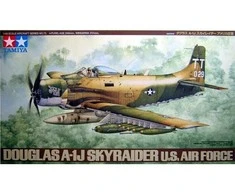 Tamiya Douglas A-1J Skyraider USAF 1/48 surenkamas plastikinis modelis