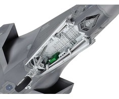 Tamiya Lockheed Martin F-35A Lightning II 1/48 surenkamas modelis 61124