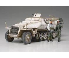 Tamiya Sd.Kfz. 251/1 Ausf.D šarvuotis 1/48 plastikinis rinkinys 32564
