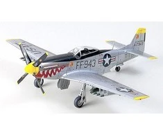 Tamiya F-51D Mustang 1/72 plastikinis lėktuvo modelis