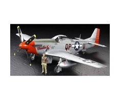 Tamiya North American P-51D Mustang 1/32 plastikinis lėktuvo modelis