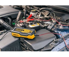 POWERPLUS POWX4201 - Automatic Baterija Charger 35W / 2A / 60Ah