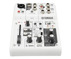 Garso pultas Yamaha AG03
