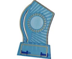 Tryumf Plastikinis trofėjus – skaidrus – auksinis su vieta 25 mm lipdukui ir 47 mm x 14 mm plokštei T-M