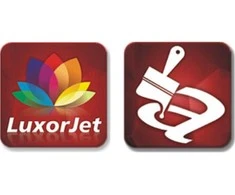 Tryumf Stiklo trofėjus su LuxorJet spalvotu spaudu, graviravimu ir dažų užpildu