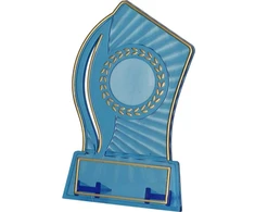 Tryumf Plastikinis trofėjus – skaidrus – auksinis su vieta 25 mm lipdukui ir 47 mm x 14 mm plokštei T-M