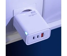 Telforceone Maxlife MXTC-09-65ACC GaN PD QC charger 2x USB-C 1x USB 65W baltas