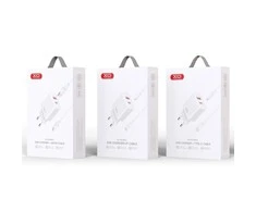XO laidinis įkroviklis CE12 PD QC 3.0 20W 1x USB 1x USB-C baltos spalvos