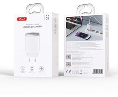 XO sieninis įkroviklis CE19 QC 18W 1x USB baltas + USB-C laidas