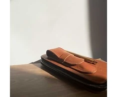 Solier Accessories Leather men s pen case SA12 CAMEL