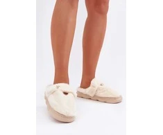 FK1 Pūkuotos moteriškos šlepetės su maža sage