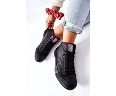 Juodi laisvalaikio stiliaus Cross Jeans bateliai