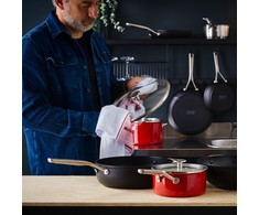 Kitchenaid 2 l emaliuotas puodas su dangčiu raudonas