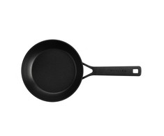 KitchenAid - Klasikinė kaltinio aliuminio keraminė keptuvė - juoda - 20 cm
