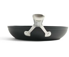 KitchenAid - Kaltinė grūdinto aliuminio keptuvė - juoda - 28 cm