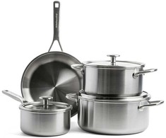 KitchenAid - „Multiply“ 4(7) dalių rinkinys be dangčio: puodas 16 cm / 1,5 l su dangčiu, troškintuvas 20 cm / 3,11 l su dangčiu, troškintuvas 24 cm / 4,91 l su dangčiu, keptuvė 24 cm - sidabrinė