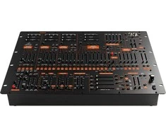 Behringer 2600 analoginis sintezatorius