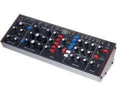 Behringer Model D analoginis sintezatorius