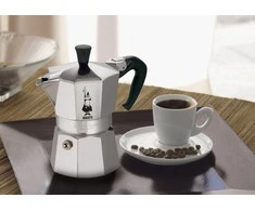 Espresso kavinukas Bialetti Moka Express, 4 puodeliams