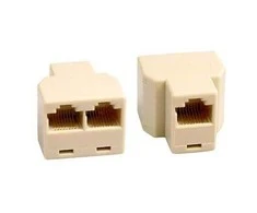 Trijų krypčių jungtis 8P / 8C RJ45 DELTACO smėlio spalvos / MD-13