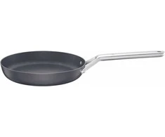 Fiskars Taiten keptuvė 24 cm