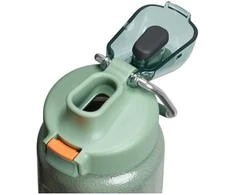 Gertuvė Stanley The Wellspring Bottle termospullo, 0,71 l, Hammertone Žalias