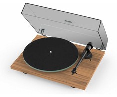 Muzikinis centras Pro-Ject T1 EVO BT patefonas, graikinis riešutas