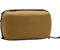 Rankšluostis Peak Design Peak Design Wash Pouch -toilettilaukku, hiekanruskea