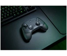 Razer „Wolverine V3 Pro 8K“ kompiuteris