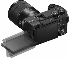 Sony a6700 + 18–135 mm f/3,5–5,6 OSS