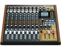 Garso Pultas - Tascam Model 12 12 Kanalų, USB Type-C, Juodas, Medinis