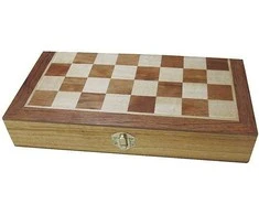 Techwood Shakki-peli, laatikossa