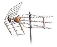 Televes DAT HD BOSS 790 -tehokas 75-elementtinen UHF-ulkoantenni LTE 700-suotimella