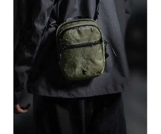 TOMTOC Aviator-T37 travel bag with shoulder strap X-Pac 1.3L (žalias)