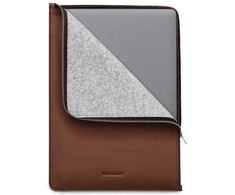 Woolnut Leather Folio -suojatasku 16 MacBook Pro, konjakki