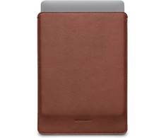 Woolnut Leather Sleeve -suojatasku 14 MacBook Pro, konjakki