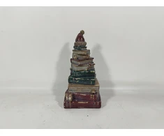 Mondex Since 1986 SANTA LILA Figura książki 13x10x26cm