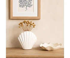 Home Styling Collection Ceramic vase in the shape of a shell, stoneware, baltas, 17 x 7.5 x 16.5 cm