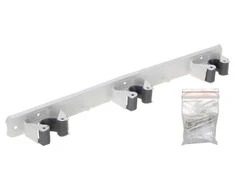 ProGarden Šluotos ir įrankių laikiklis trigubas - metalinis ir plastikinis
