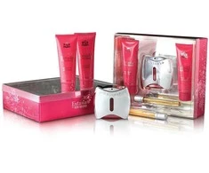 New Brand „Extasia For Women“ rinkinys: 100 ml kvapusis vanduo + 130 ml kūno losjonas + 130 ml dušo želė + 15 ml kvapusis vanduo