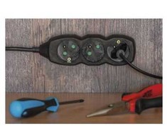 Emos Extension cable 5 m / 3 sockets / juodas / PVC / 1.5 mm2