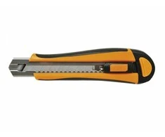 FISKARS PEILIS SU IŠSTUMIAMU 18mm AŠMENIU AUTO RELOAD