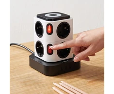 Huslog 15W Charging Station: 8 Outlets, 1 USB-C Port, 3 USB Ports, 1 Baltas LED Light