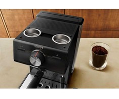 Krups Authentic XP381810 Pusiau automatinis Espresso Kavos aparatas 2 L