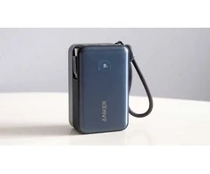 „Anker Nano“ išorinė baterija, 45 W, su integruotu ištraukiamu USB-C laidu | A1638H11 | 10000 mAh | Juodas
